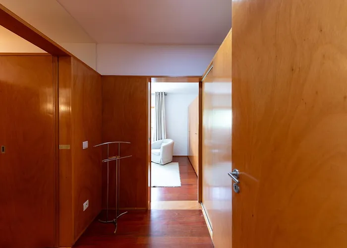 125 House - Swimming Pool, Tennis, Golf & Nature * Esposende