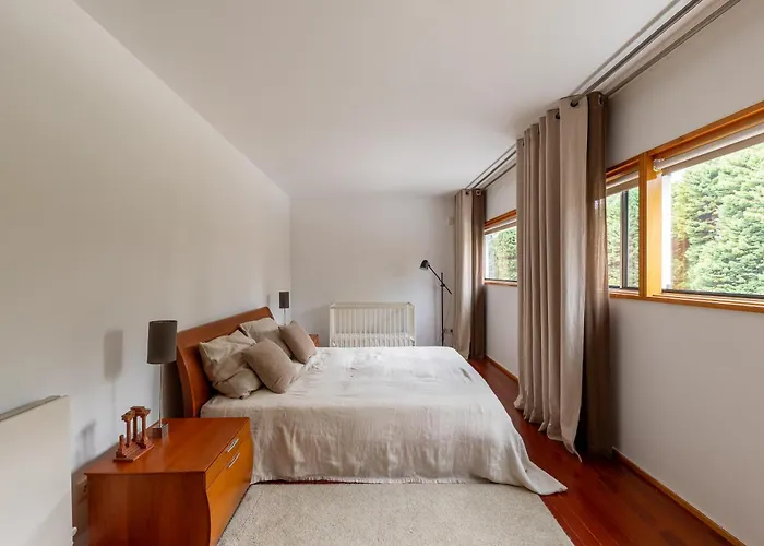 125 House - Swimming Pool, Tennis, Golf & Nature * Esposende