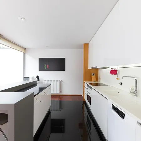 125 House - Swimming Pool, Tennis, Golf & Nature * Esposende