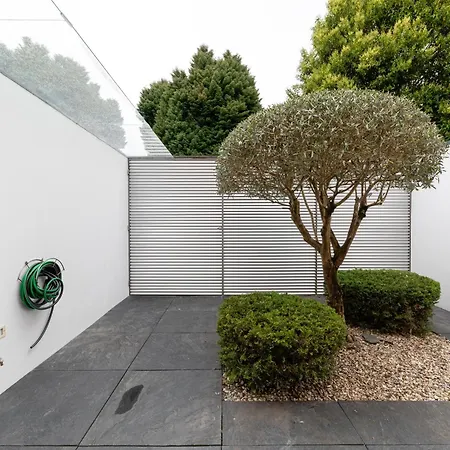 125 House - Swimming Pool, Tennis, Golf & Nature