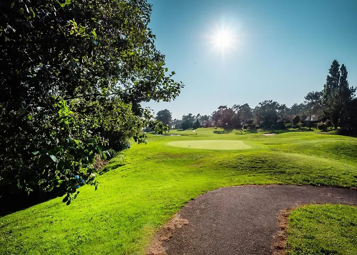 125 House - Swimming Pool, Tennis, Golf & Nature Prázdninový areál